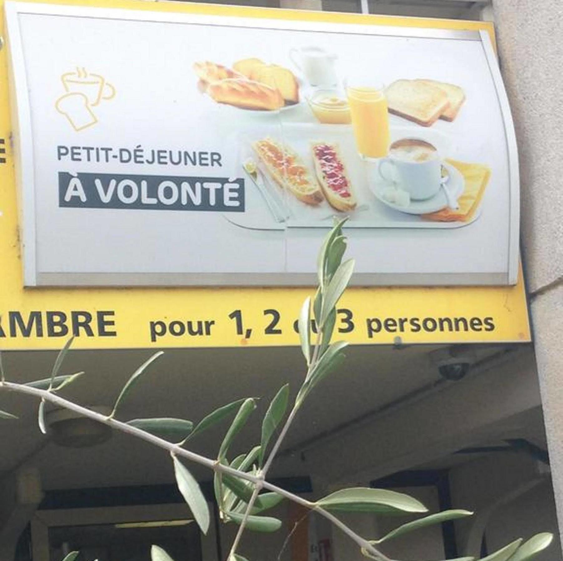 普瑞米尔萨隆普罗旺斯经典酒店 普罗旺斯地区萨隆 外观 照片